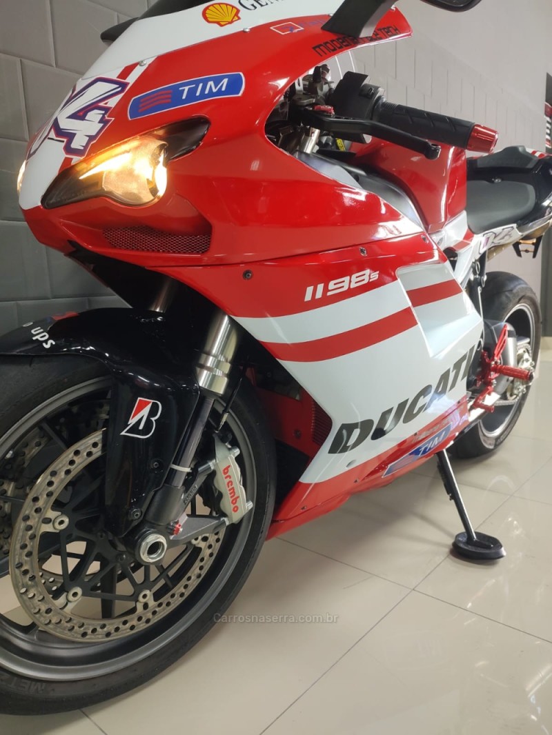 SUPERBIKE 1198 SP - 2011 - CAXIAS DO SUL