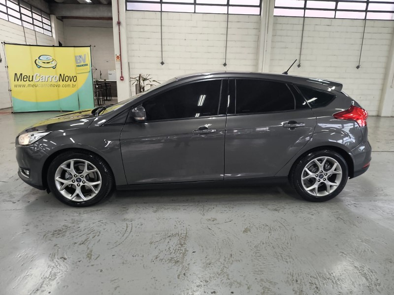 FOCUS 2.0 SE HATCH 16V FLEX 4P AUTO - 2018 - CAXIAS DO SUL
