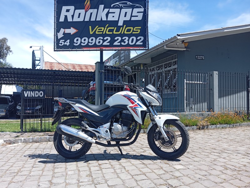 CB 300R ABS - 2015 - CAXIAS DO SUL