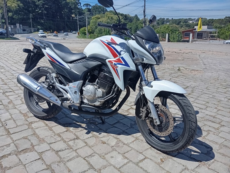 CB 300R ABS - 2015 - CAXIAS DO SUL
