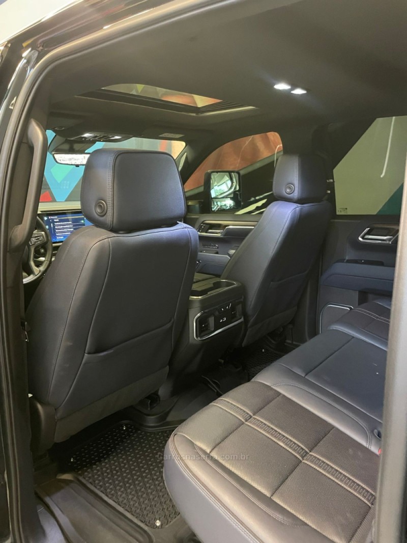 SILVERADO 5.3 1500 HIGH 4X4 COUNTRY GASOLINA 4X4 AUTOMÁTICO - 2024 - NOVO HAMBURGO