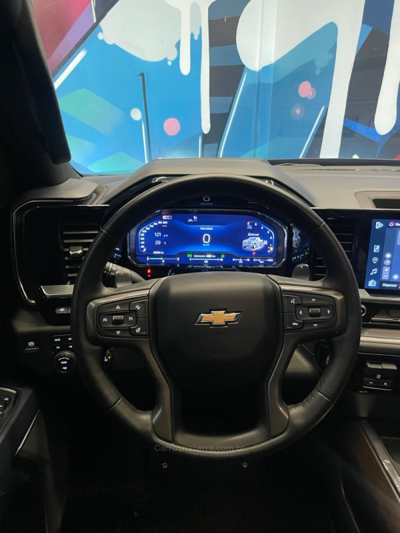 SILVERADO 5.3 1500 HIGH 4X4 COUNTRY GASOLINA 4X4 AUTOMÁTICO - 2024 - NOVO HAMBURGO