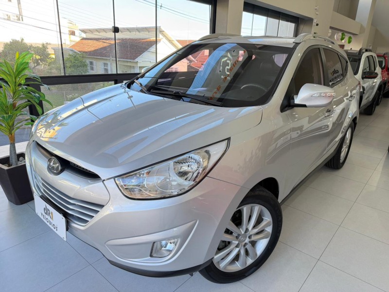 ix35 2.0 mpi 4x2 16v flex 4p manual 2012 caxias do sul