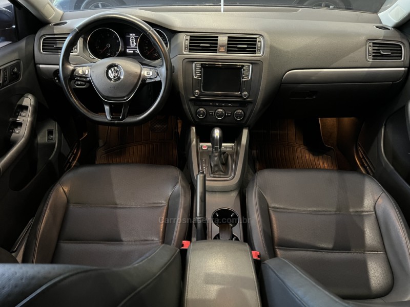 JETTA 1.4 16V TSI COMFORTLINE GASOLINA 4P TIPTRONIC - 2017 - CAXIAS DO SUL