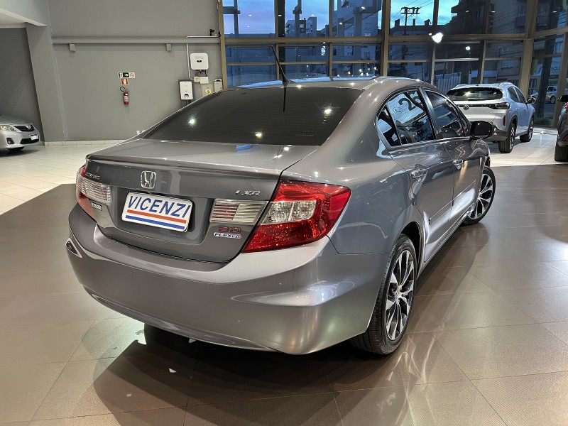 CIVIC 2.0 LXR 16V FLEX 4P AUTOMÁTICO - 2016 - FARROUPILHA