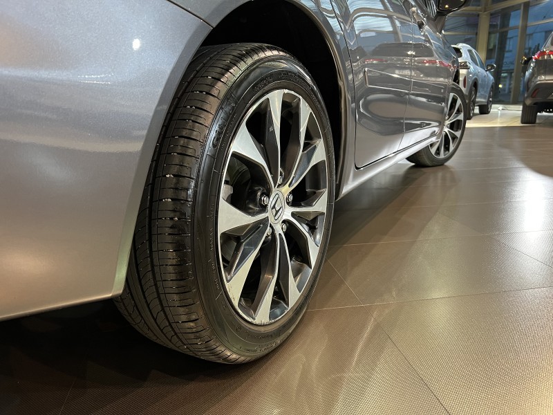 CIVIC 2.0 LXR 16V FLEX 4P AUTOMÁTICO - 2016 - FARROUPILHA