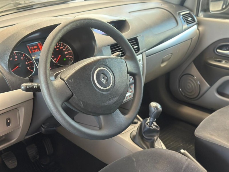 SYMBOL 1.6 PRIVILÈGE 16V FLEX 4P MANUAL - 2013 - ESTâNCIA VELHA