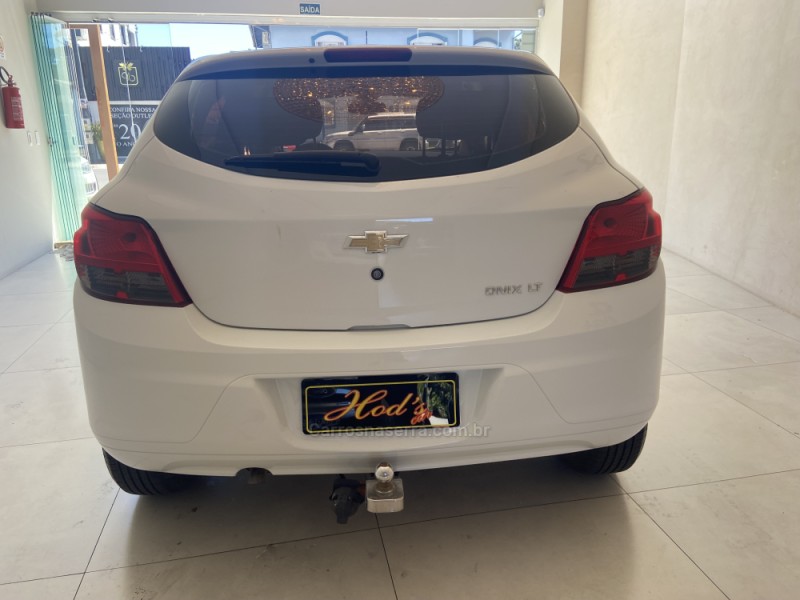 ONIX 1.4 MPFI LT 8V FLEX 4P AUTOMÁTICO - 2016 - CANELA