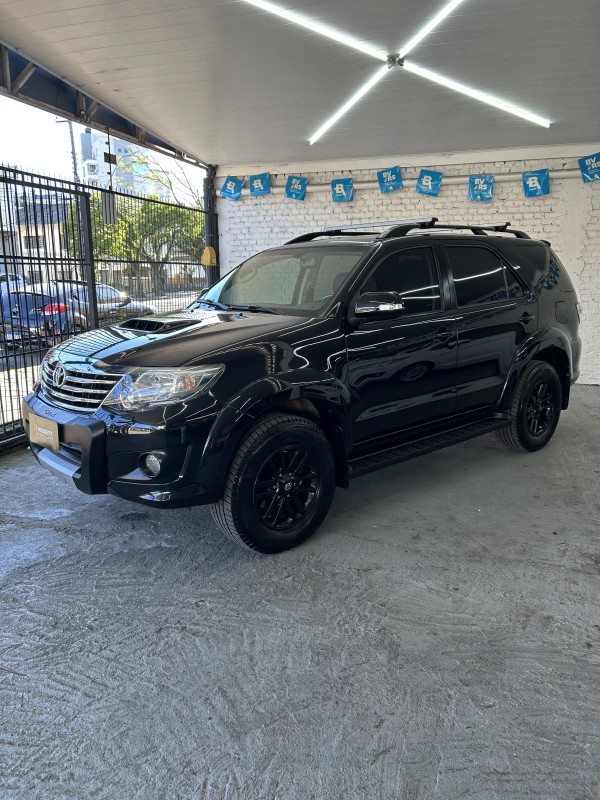 HILUX SW4 3.0 SRV 4X4 16V TURBO INTERCOOLER DIESEL 4P AUTOMÁTICO - 2015 - CAXIAS DO SUL