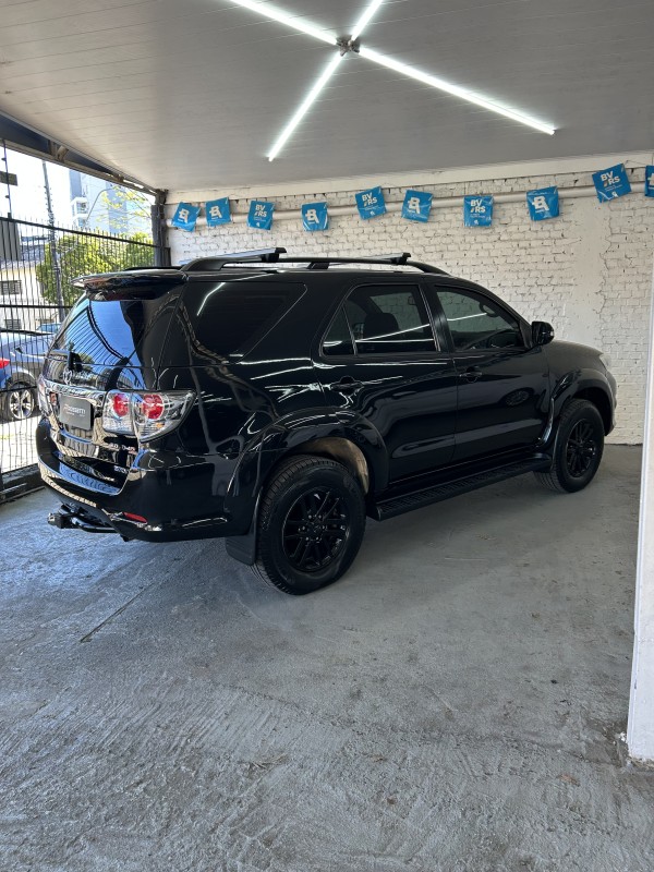 HILUX SW4 3.0 SRV 4X4 16V TURBO INTERCOOLER DIESEL 4P AUTOMÁTICO - 2015 - CAXIAS DO SUL