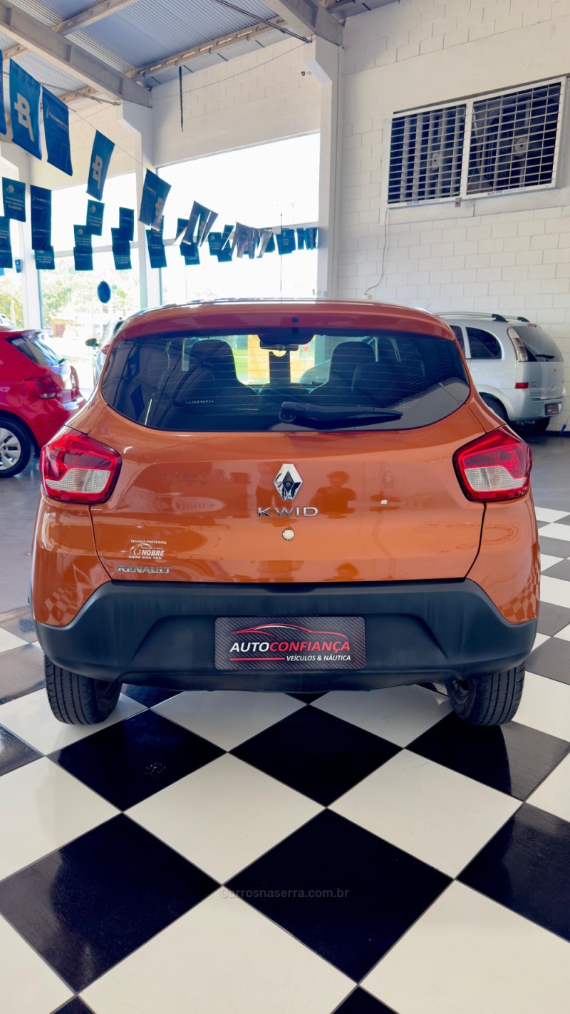 KWID 1.0 12V SCE FLEX INTENSE MANUAL - 2018 - MONTENEGRO