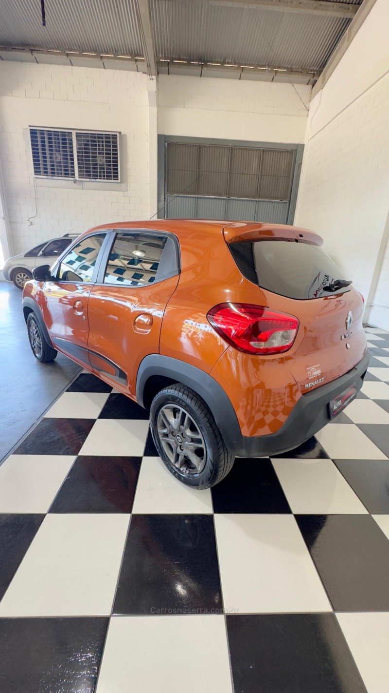 KWID 1.0 12V SCE FLEX INTENSE MANUAL - 2018 - MONTENEGRO