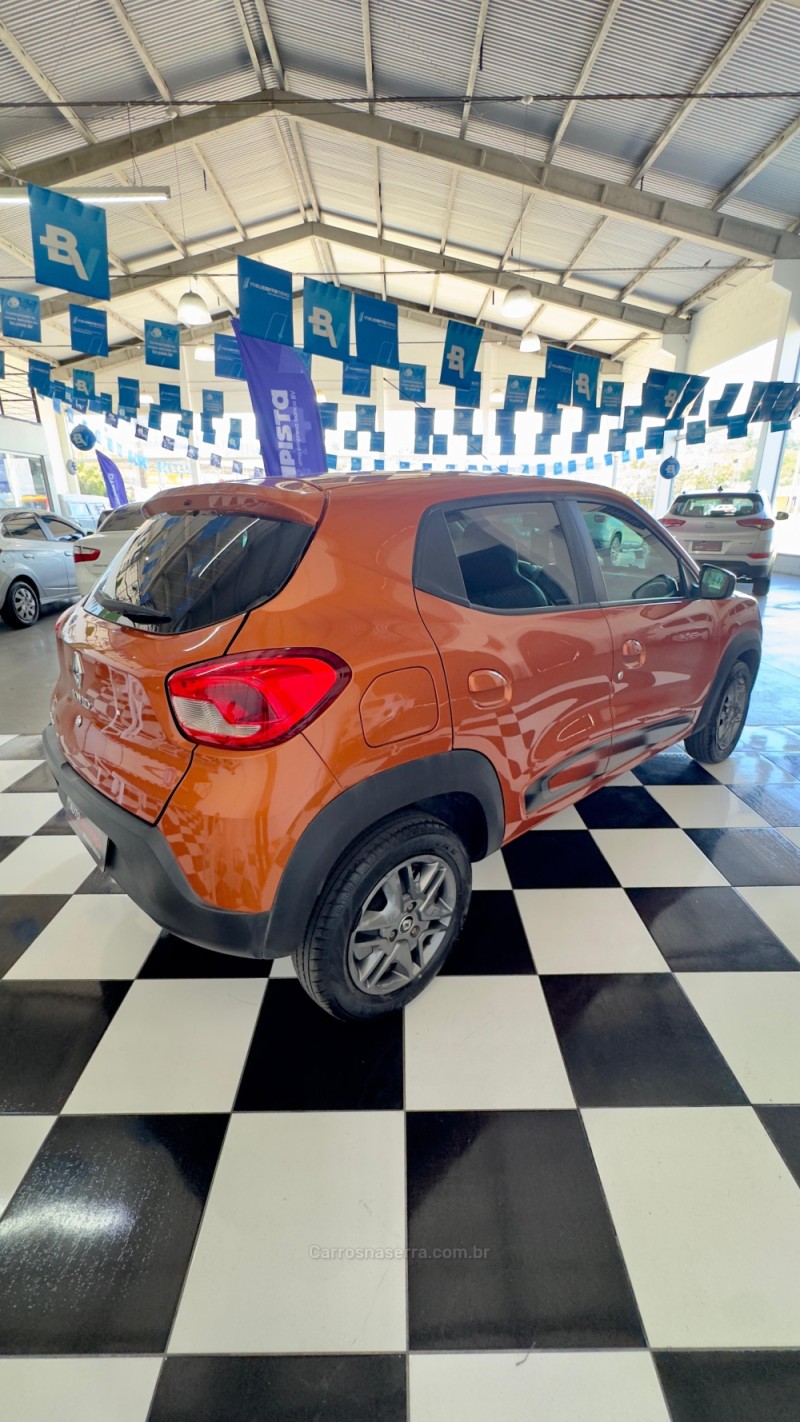 KWID 1.0 12V SCE FLEX INTENSE MANUAL - 2018 - MONTENEGRO