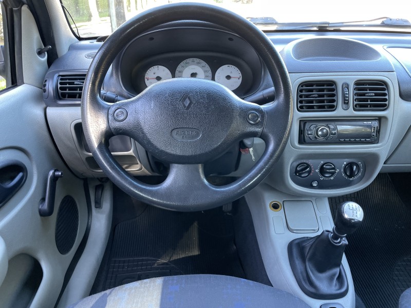 CLIO 1.0 AUTHENTIQUE 16V GASOLINA 4P MANUAL - 2005 - CAXIAS DO SUL