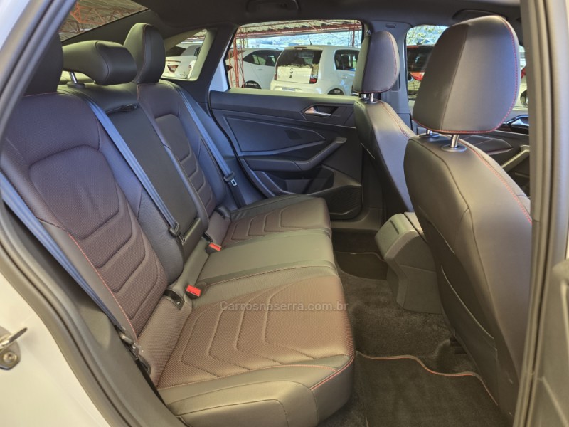 JETTA 2.0 16V TSI GLI 350 GASOLINA 4P AUTOMÁTICO - 2023 - SAPIRANGA