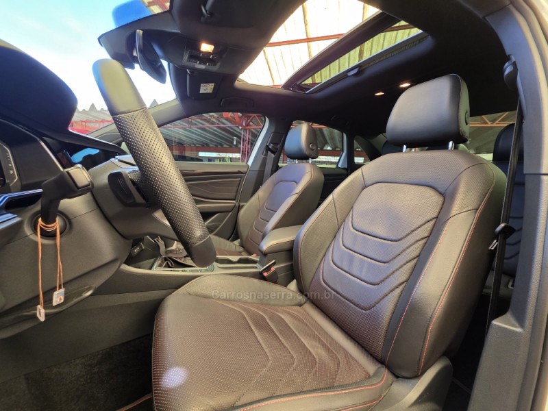 JETTA 2.0 16V TSI GLI 350 GASOLINA 4P AUTOMÁTICO - 2023 - SAPIRANGA