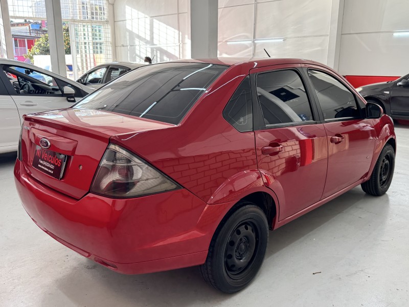 FIESTA 1.6 SE SEDAN 16V FLEX 4P MANUAL - 2014 - CAXIAS DO SUL