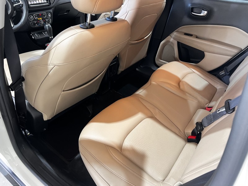 COMPASS 2.0 16V FLEX LIMITED AUTOMÁTICO - 2017 - CAXIAS DO SUL