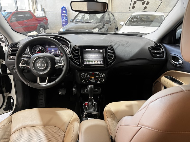 COMPASS 2.0 16V FLEX LIMITED AUTOMÁTICO - 2017 - CAXIAS DO SUL