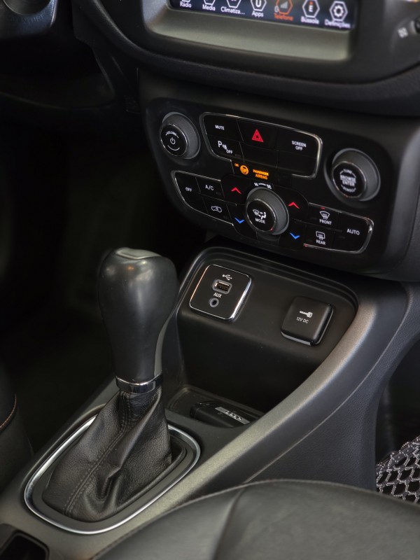 COMPASS 2.0 16V FLEX LONGITUDE AUTOMÁTICO - 2018 - CAXIAS DO SUL