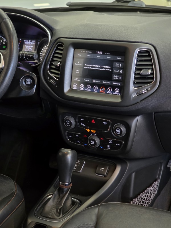 COMPASS 2.0 16V FLEX LONGITUDE AUTOMÁTICO - 2018 - CAXIAS DO SUL