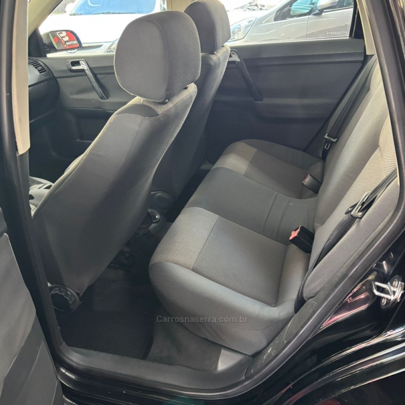 POLO 1.6 MI 8V FLEX 4P MANUAL - 2007 - PASSO FUNDO