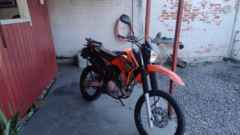 XTZ 250 LANDER