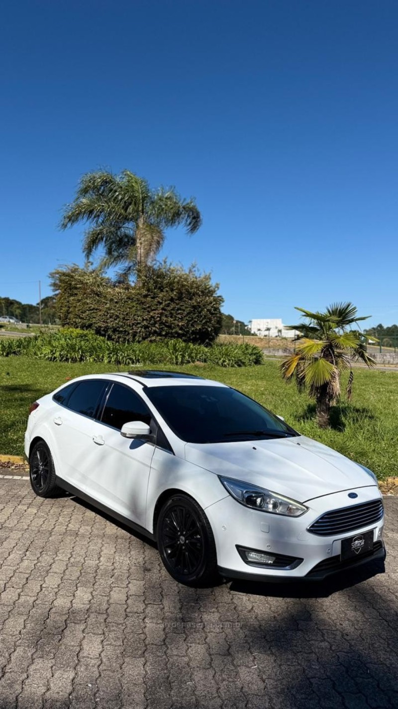 FOCUS 2.0 TITANIUM PLUS SEDAN 16V FLEX 4P AUTOMÁTICO - 2016 - CAXIAS DO SUL