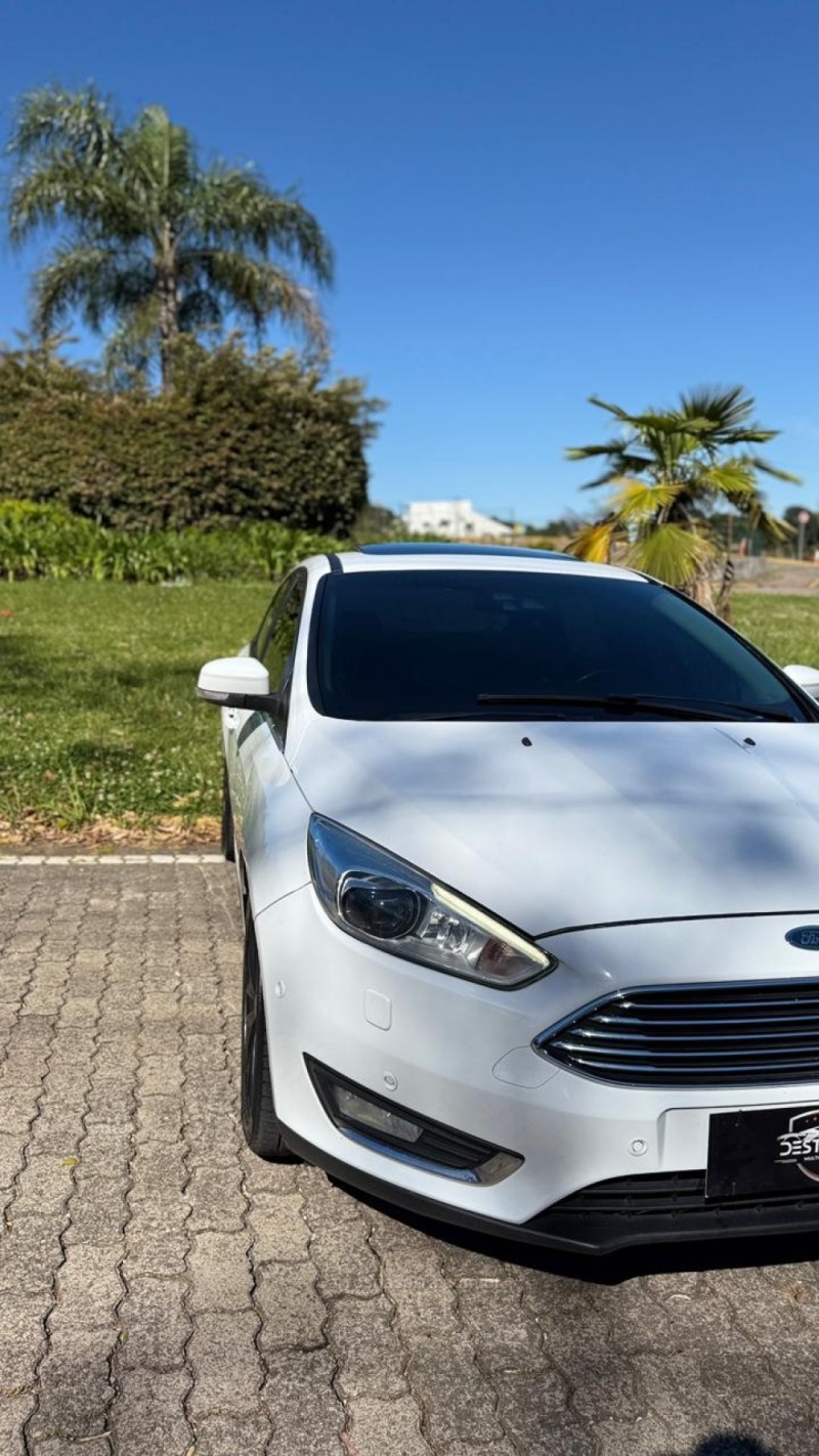 FOCUS 2.0 TITANIUM PLUS SEDAN 16V FLEX 4P AUTOMÁTICO - 2016 - CAXIAS DO SUL