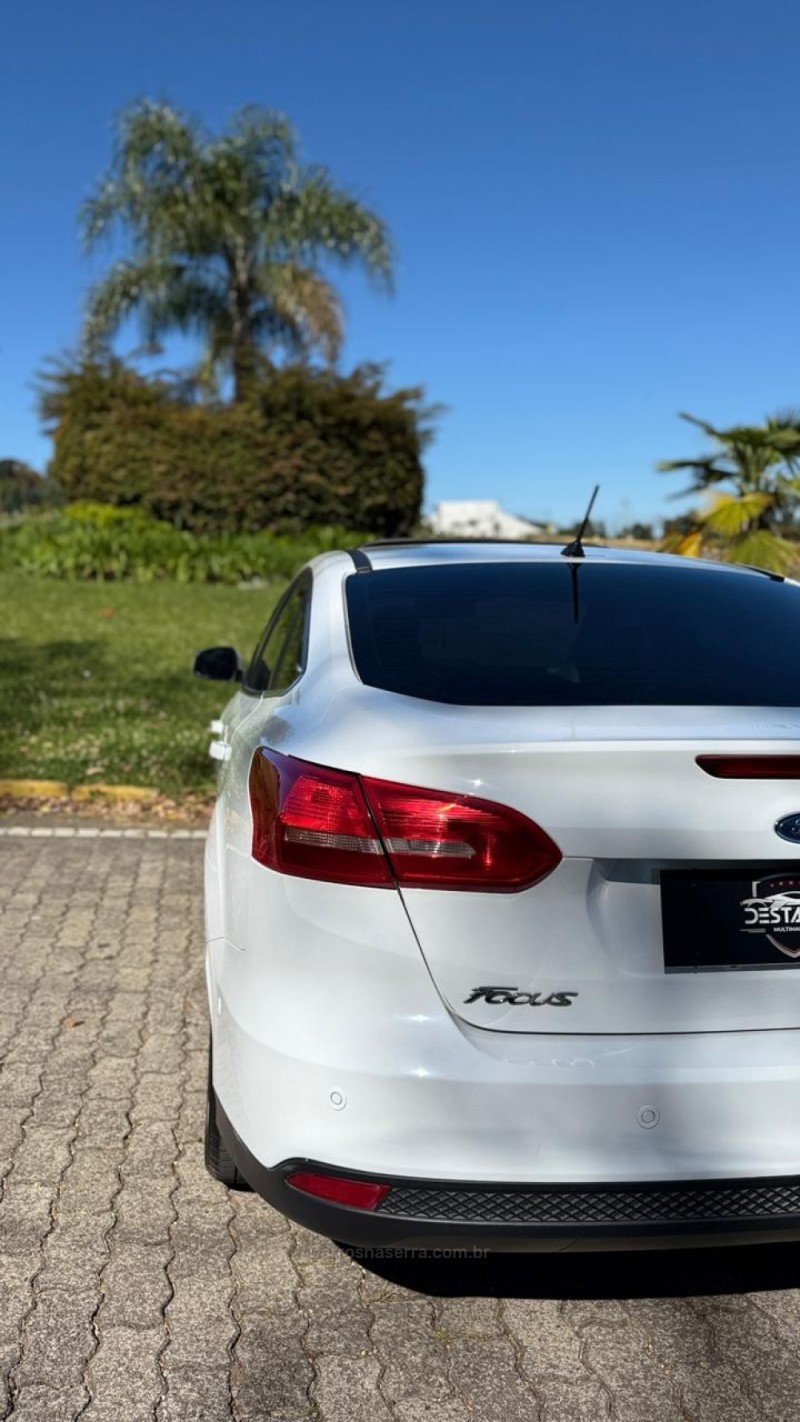 FOCUS 2.0 TITANIUM PLUS SEDAN 16V FLEX 4P AUTOMÁTICO - 2016 - CAXIAS DO SUL