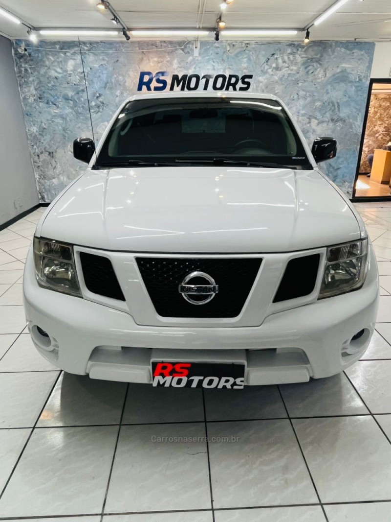 FRONTIER 2.5 S 4X4 CD TURBO ELETRONIC DIESEL 4P MANUAL - 2015 - CAXIAS DO SUL
