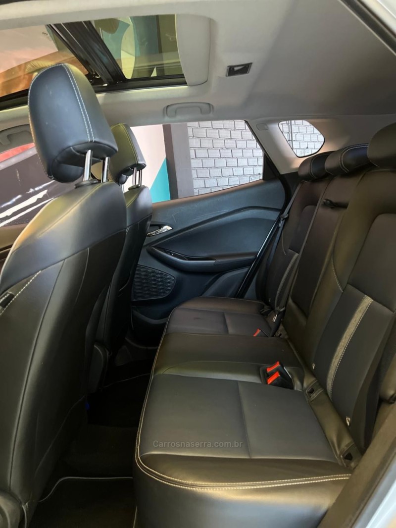 TRACKER 1.2 12V PREMIER TURBO FLEX 4P AUTOMÁTICO - 2022 - NOVO HAMBURGO