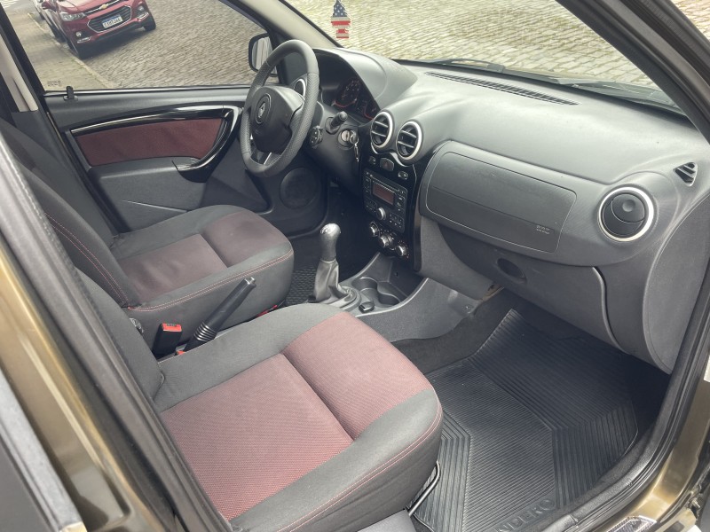 SANDERO 1.6 STEPWAY 16V FLEX 4P MANUAL - 2013 - CAXIAS DO SUL