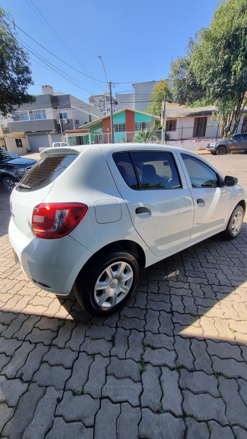 SANDERO 1.0 AUTHENTIQUE 16V FLEX 4P MANUAL - 2018 - PASSO FUNDO