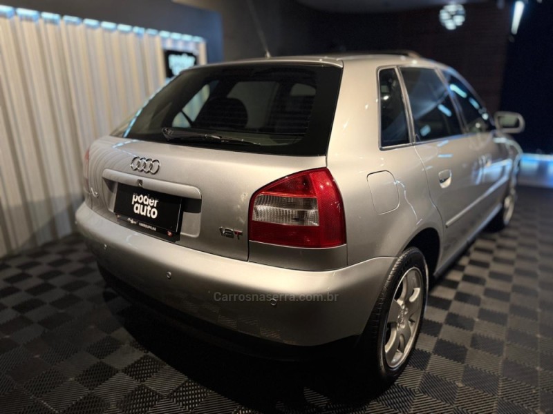 A3 1.8 20V 180CV TURBO GASOLINA 4P AUTOMÁTICO - 2003 - FARROUPILHA