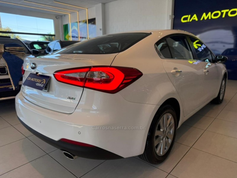CERATO 1.6 SX3 16V FLEX 4P AUTOMÁTICO - 2015 - SãO LEOPOLDO