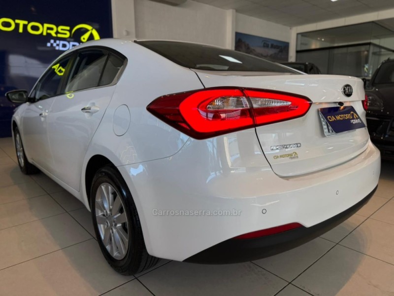 CERATO 1.6 SX3 16V FLEX 4P AUTOMÁTICO - 2015 - SãO LEOPOLDO