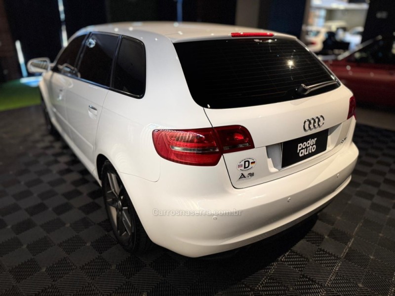 A3 2.0 TFSI SPORTBACK 16V GASOLINA 4P S-TRONIC - 2012 - FARROUPILHA