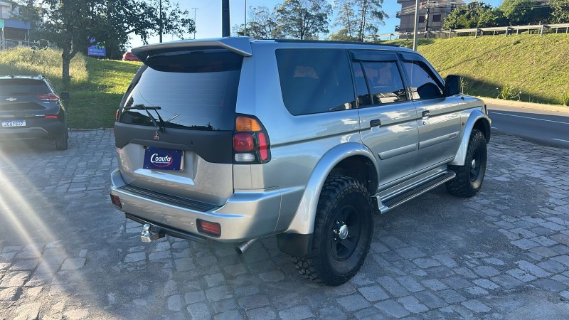 PAJERO SPORT 3.0 4X4 V6 24V GASOLINA 4P AUTOMÁTICO - 2001 - FARROUPILHA