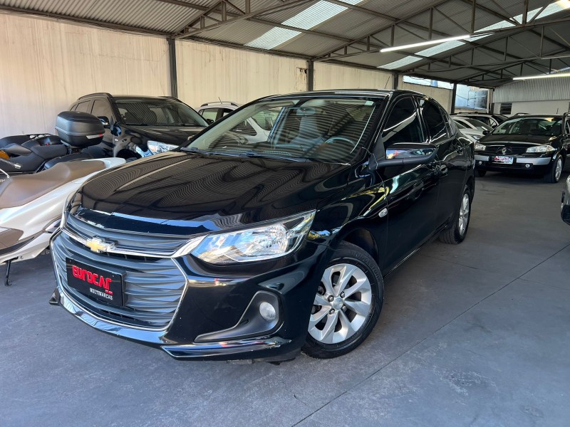 CHEVROLET - ONIX - 2021/2022 - Preta - R$ 76.900,00