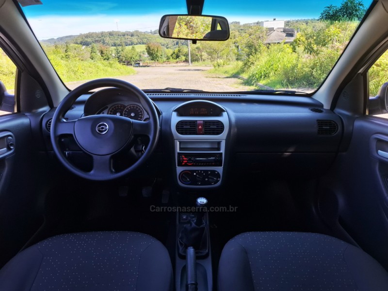 CORSA 1.4 MPFI PREMIUM SEDAN 8V FLEX 4P MANUAL - 2011 - BENTO GONçALVES