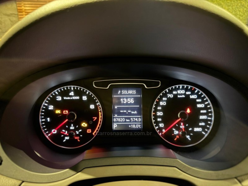 Q3 2.0 TFSI AMBIENTE QUATTRO 4P GASOLINA S TRONIC - 2015 - FARROUPILHA