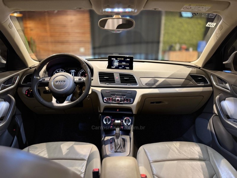 Q3 2.0 TFSI AMBIENTE QUATTRO 4P GASOLINA S TRONIC - 2015 - FARROUPILHA