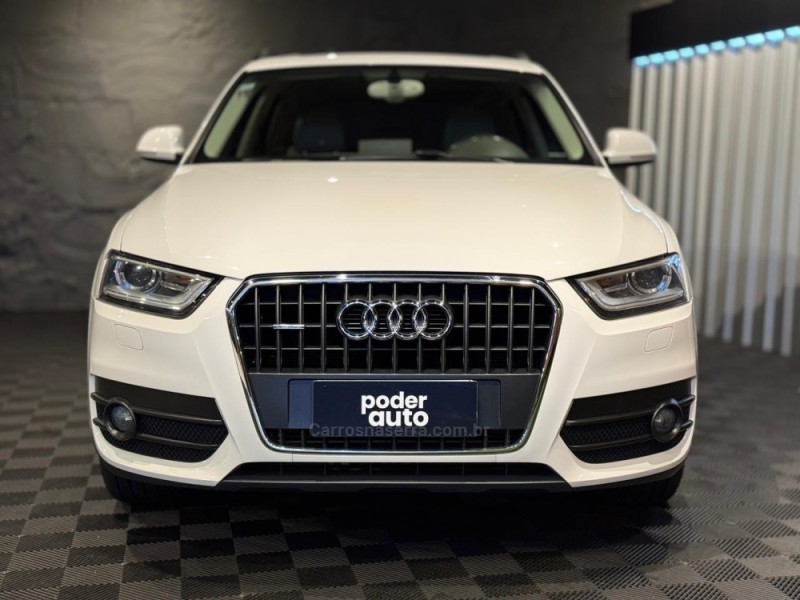 Q3 2.0 TFSI AMBIENTE QUATTRO 4P GASOLINA S TRONIC - 2015 - FARROUPILHA