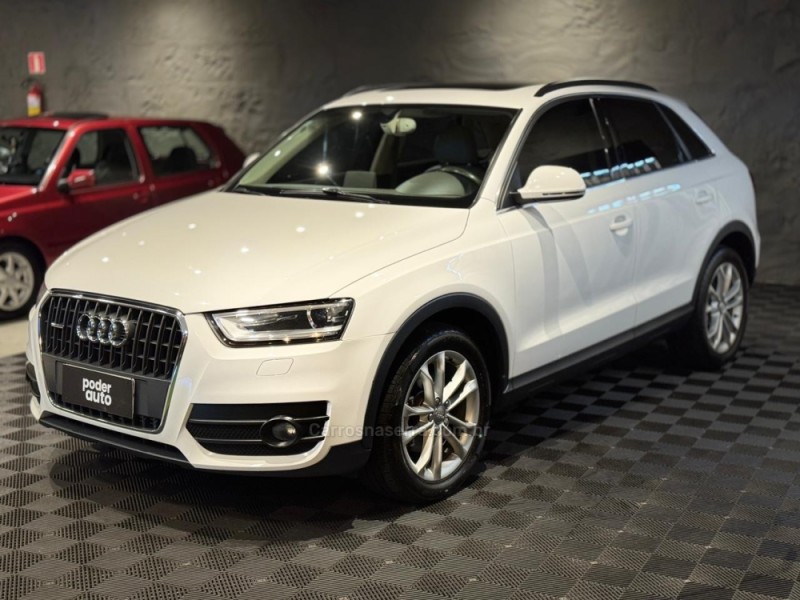 Q3 2.0 TFSI AMBIENTE QUATTRO 4P GASOLINA S TRONIC - 2015 - FARROUPILHA