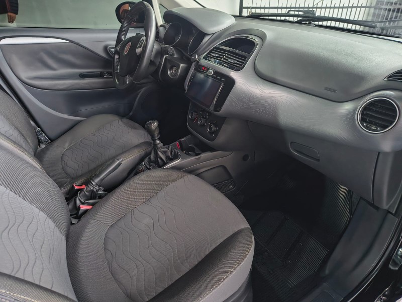 PUNTO 1.4 ATTRACTIVE ITALIA 8V FLEX 4P MANUAL - 2016 - CAXIAS DO SUL