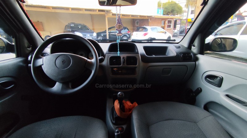 CLIO 1.0 CAMPUS 16V FLEX 2P MANUAL - 2011 - CAXIAS DO SUL