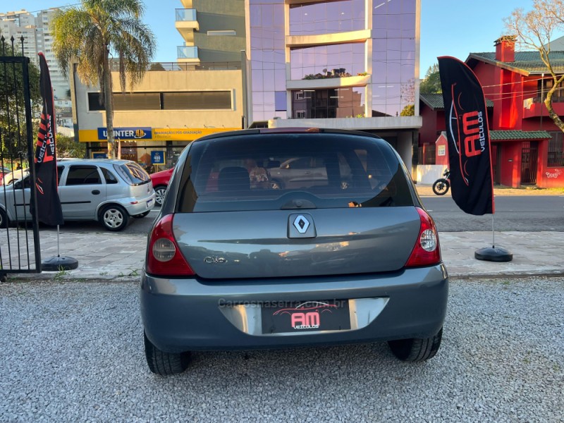 CLIO 1.0 CAMPUS 16V FLEX 2P MANUAL - 2011 - CAXIAS DO SUL