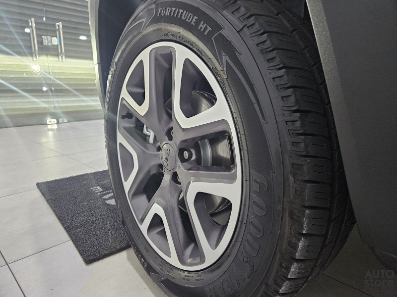 RENEGADE 2.0 16V TURBO DIESEL LONGITUDE 4P 4X4 AUTOMÁTICO - 2021 - CAXIAS DO SUL