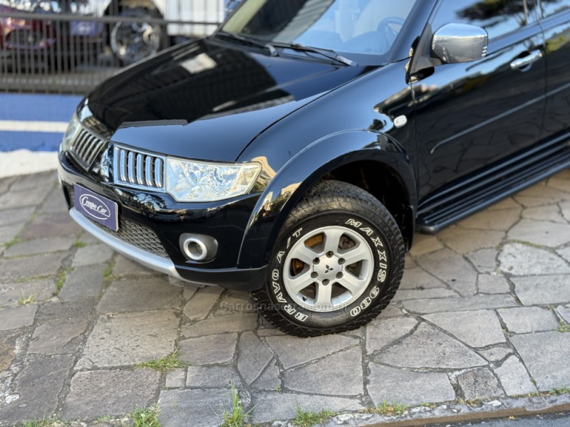 PAJERO DAKAR 3.2 HPE 4X4 7 LUGARES 16V TURBO INTERCOOLER DIESEL 4P AUTOMÁTICO - 2010 - CAXIAS DO SUL